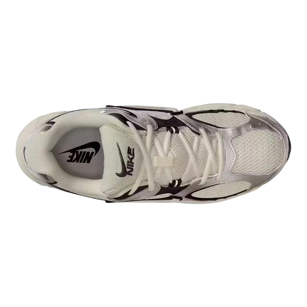 Nike V5 RNR Sneakers Size EU40