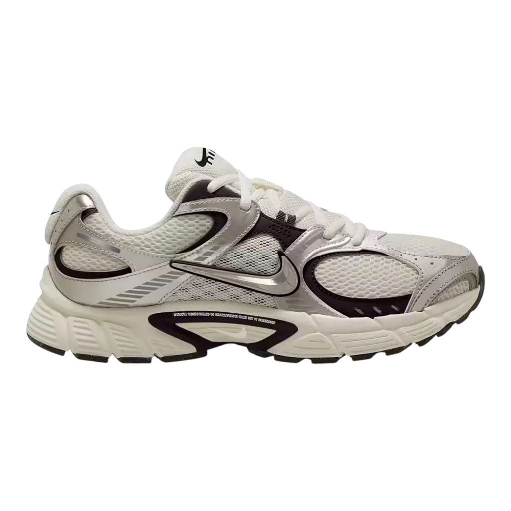 Nike V5 RNR Sneakers Size EU40