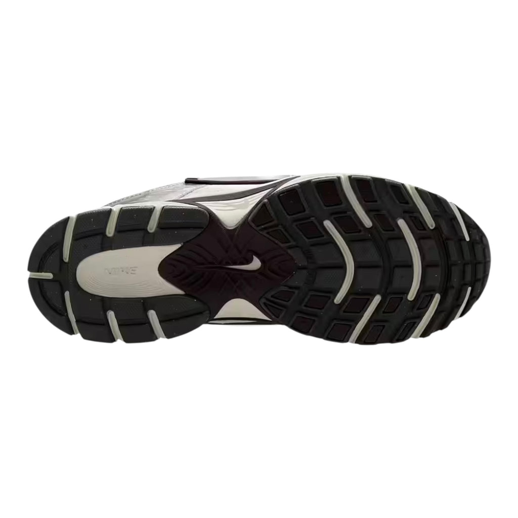 Nike V5 RNR Sneakers Size EU40
